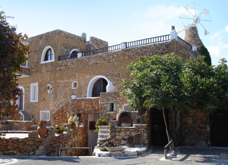 Μουσείο Παραδοσιακής Ζωής Κρήτης «ΛΥΧΝΟΣΤΑΤΗΣ»