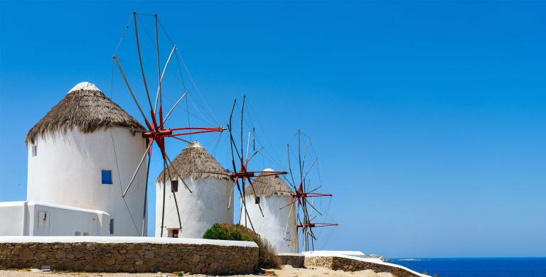 Cyclades islands: 6+1 destinations with Minoan Lines from Piraeus and Heraklion for an unforgettable summer!